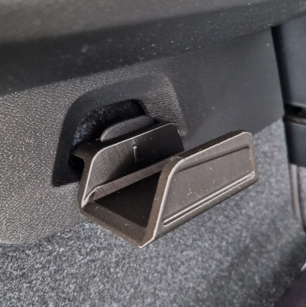 Trunk hook - Smoothbev
